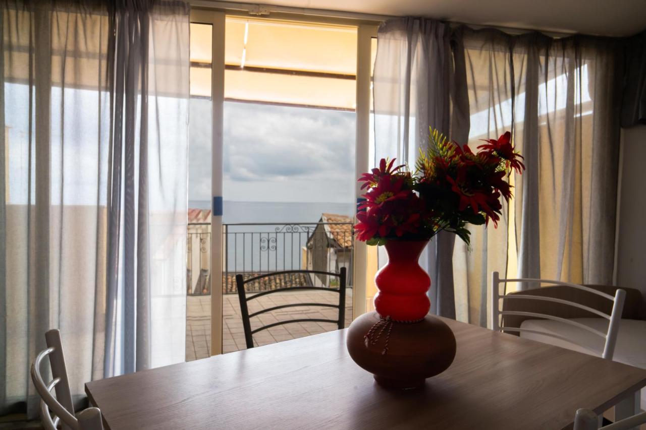 Nick & Santo'S Holiday Homes R Giardini-Naxos Exterior foto